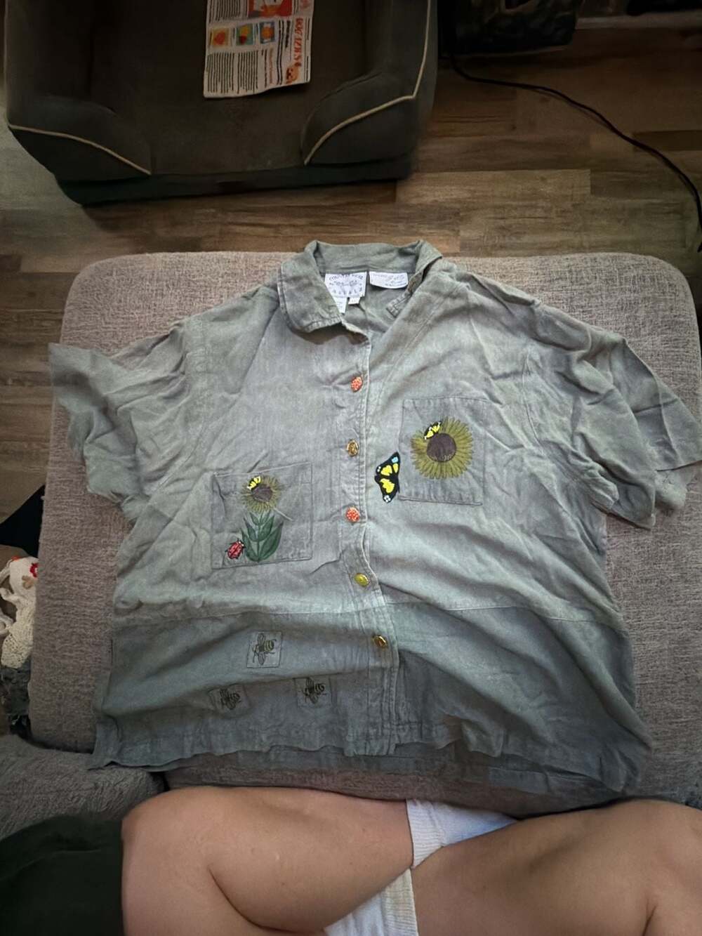 Country Wear Casuals Vintage Butterfly and Sunflower Embroidered Button-Down Shi